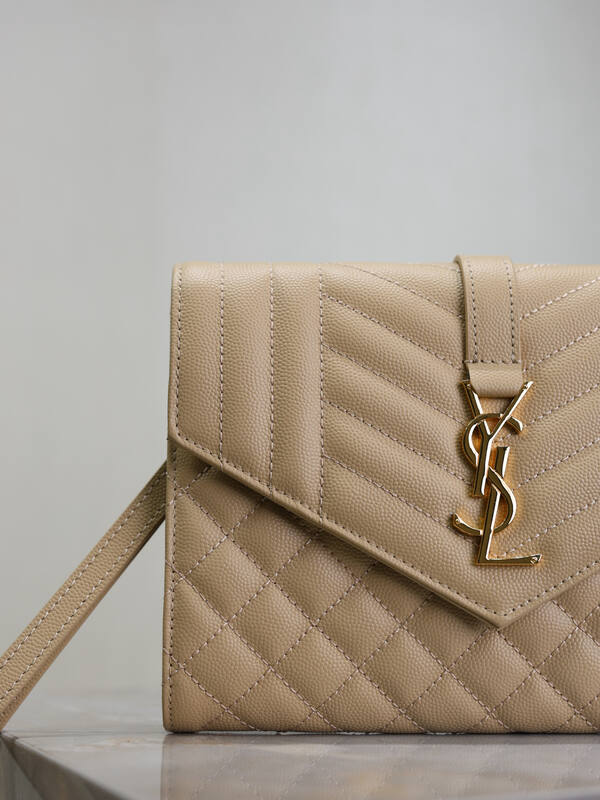 Saint Laurent Caviar everyday — Top Quality Replica