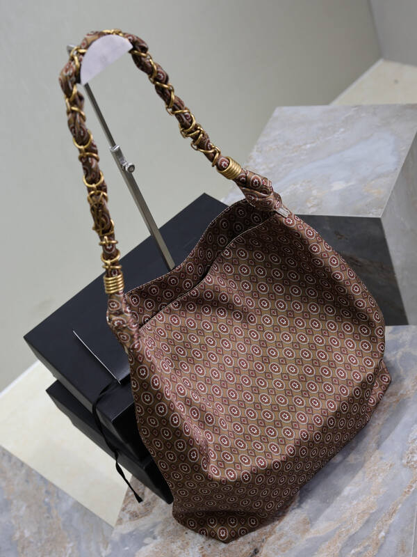Saint Laurent everyday — Top Quality Replica
