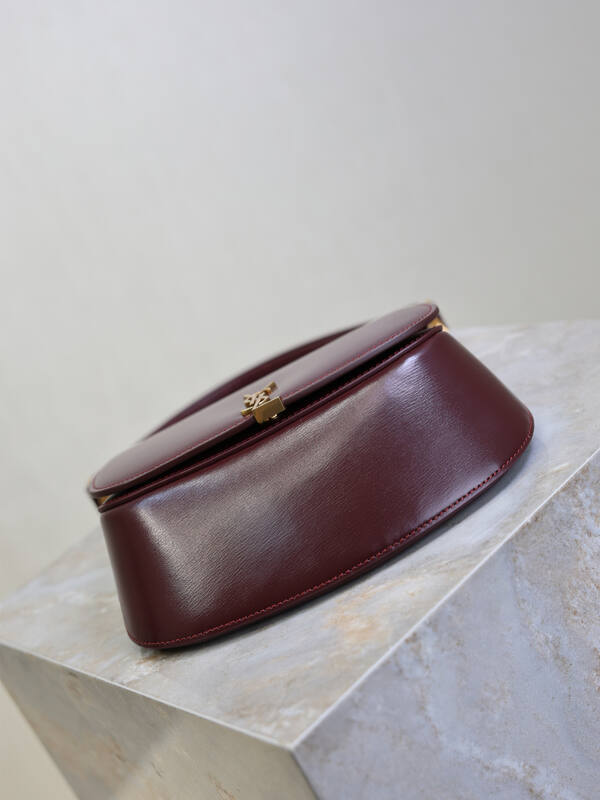 Saint Laurent Red everyday — 1:1 Replica