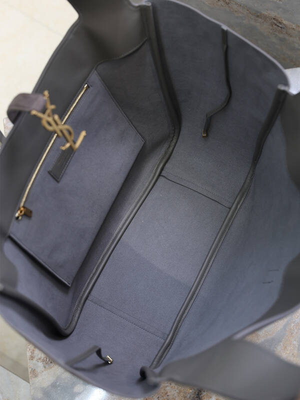 Saint Laurent Gray everyday — Top Quality Replica