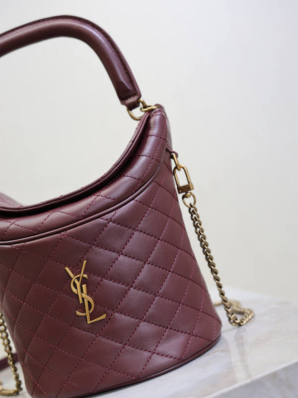 Saint Laurent Red everyday — Top Quality Replica