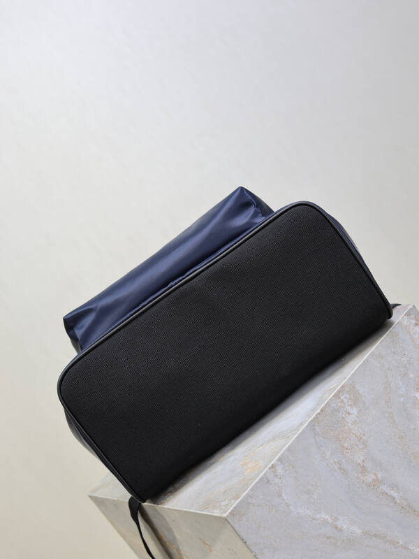 Saint Laurent Blue everyday — 1:1 Replica