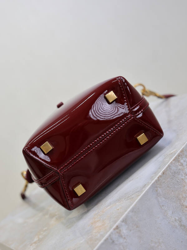 Saint Laurent everyday — AAA Quality Replica