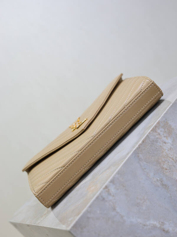 Saint Laurent Gold everyday — Top Quality Replica