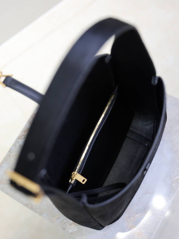 Saint Laurent Black everyday — Top Quality Replica