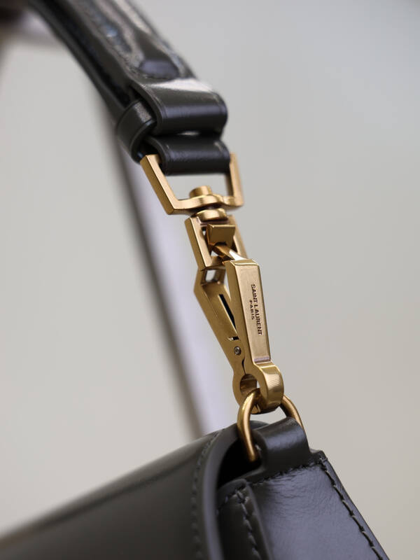 Saint Laurent Grey everyday — Top Quality Replica