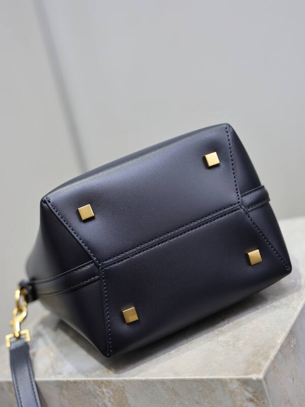 Saint Laurent Blue everyday — Premium Replica