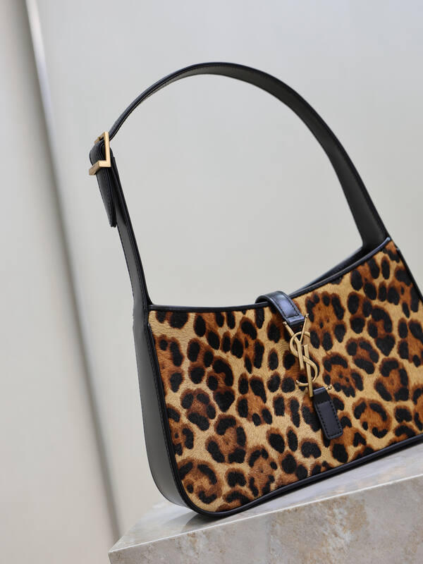Saint Laurent everyday — Premium Replica
