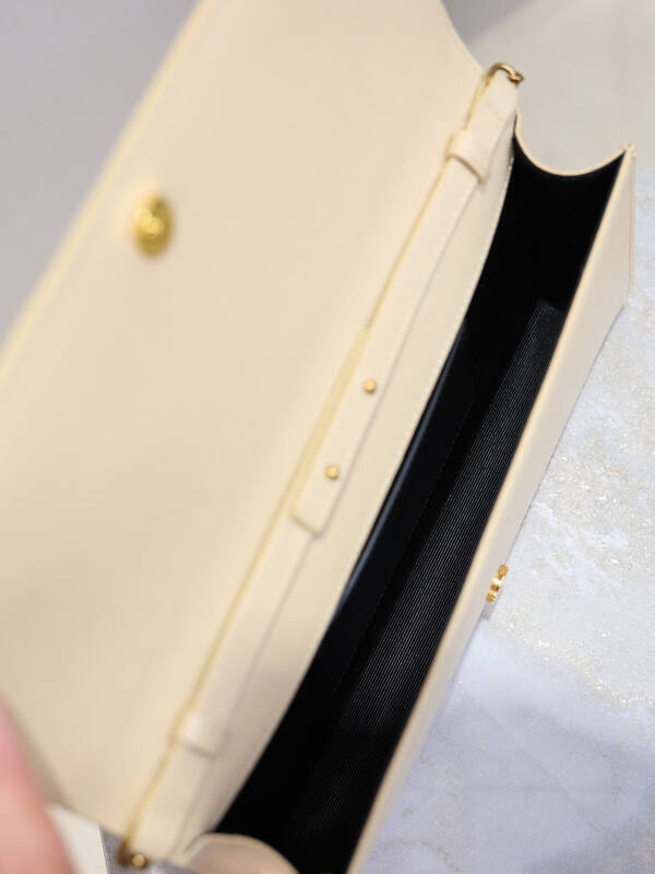 Saint Laurent Caviar everyday — 1:1 Replica