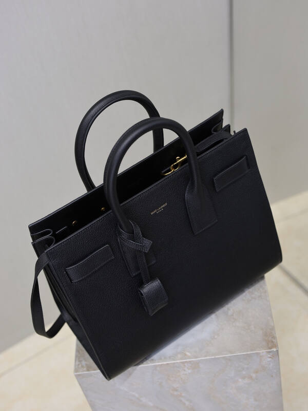Saint Laurent Black everyday — Top Quality Replica