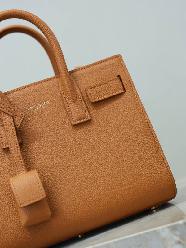 Saint Laurent Gold everyday — Top Quality Replica