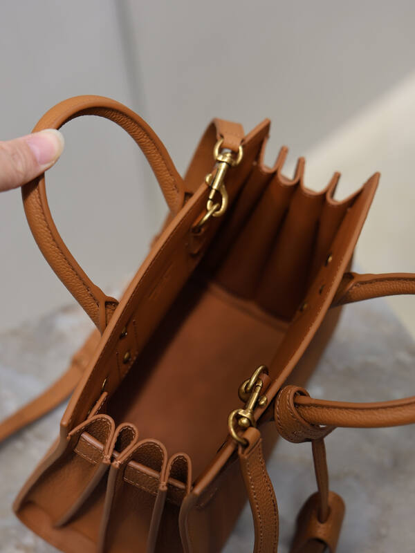 Saint Laurent Gold everyday — Top Quality Replica