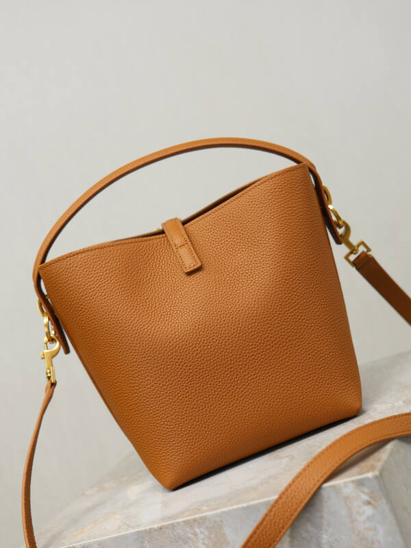 Saint Laurent Gold everyday — Top Quality Replica