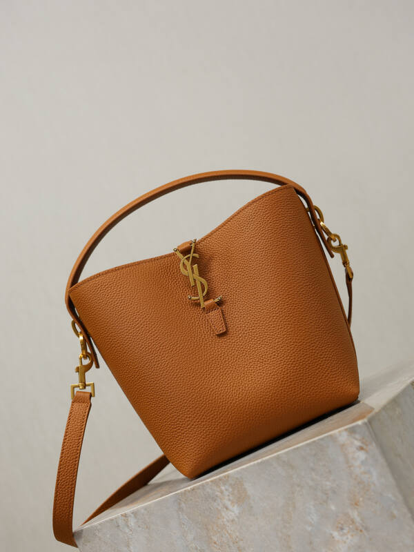Saint Laurent Gold everyday — Top Quality Replica