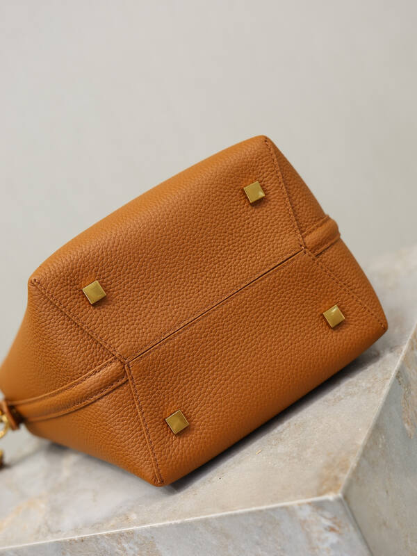 Saint Laurent Gold everyday — Top Quality Replica