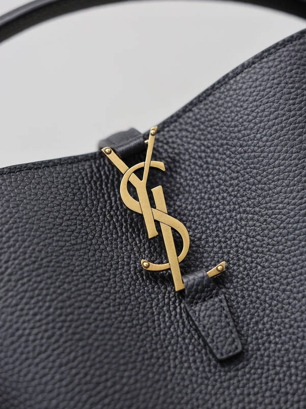 Saint Laurent Black everyday — Premium Replica
