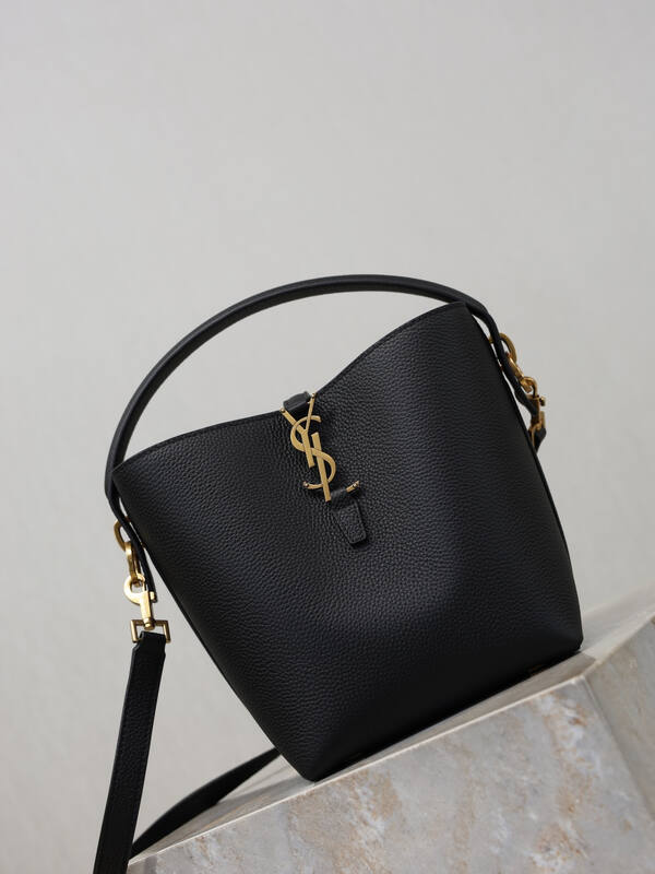 Saint Laurent Black everyday — Premium Replica