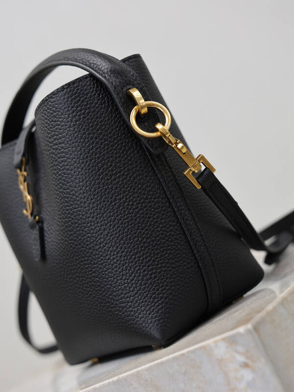 Saint Laurent Black everyday — Top Quality Replica