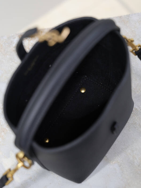 Saint Laurent Black everyday — Top Quality Replica