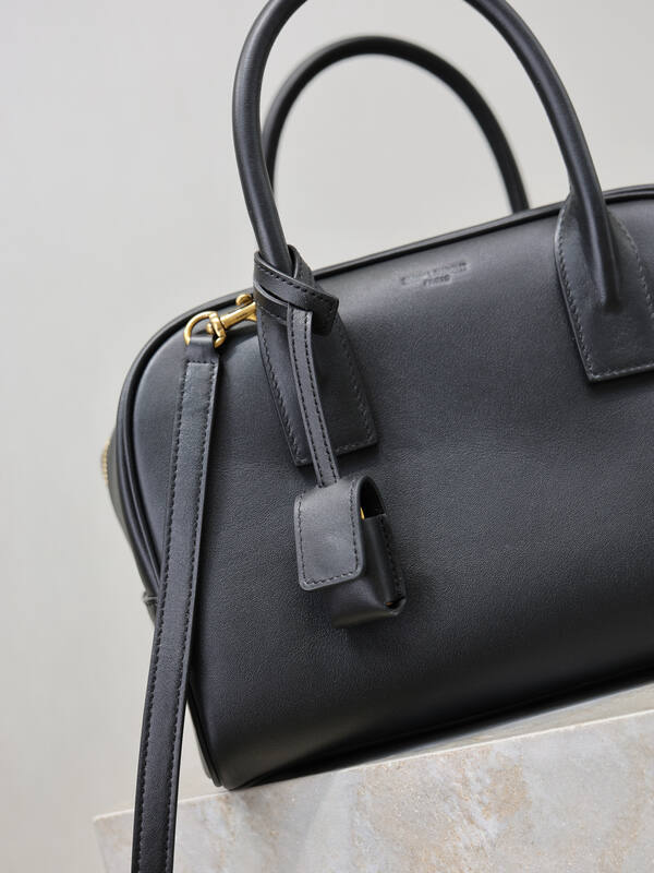 Saint Laurent Black everyday — Top Quality Replica