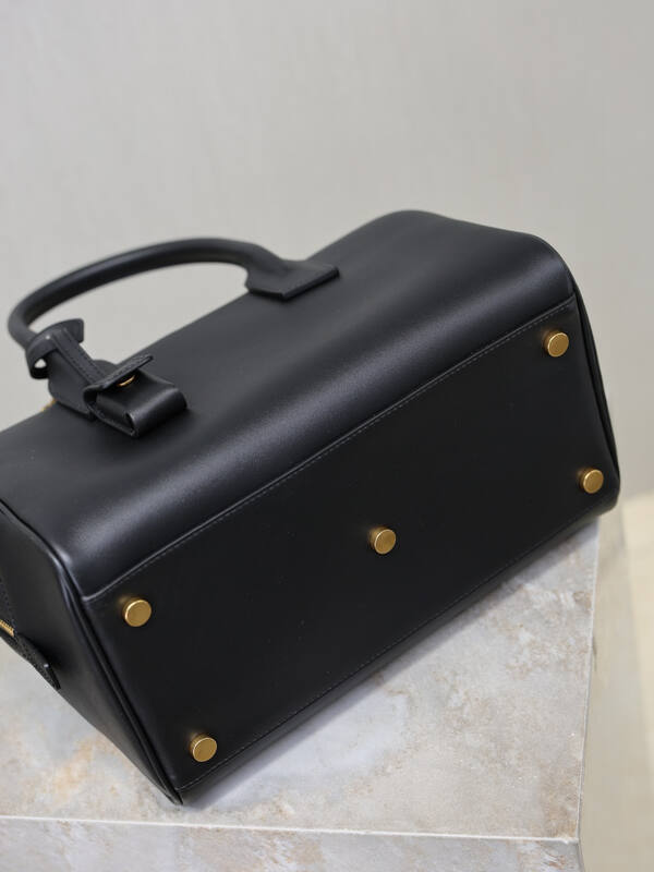 Saint Laurent Black everyday — Top Quality Replica