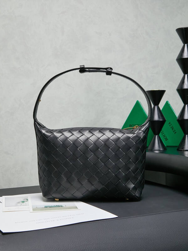 Bottega Veneta Black shoulder bag — 1:1 Replica