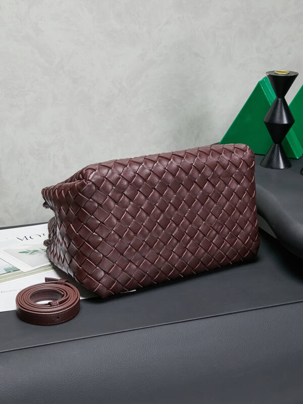 Bottega Veneta Brown 25x18x10cm shoulder bag — AAA Quality Replica