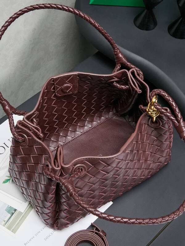 Bottega Veneta Brown 25x18x10cm shoulder bag — AAA Quality Replica