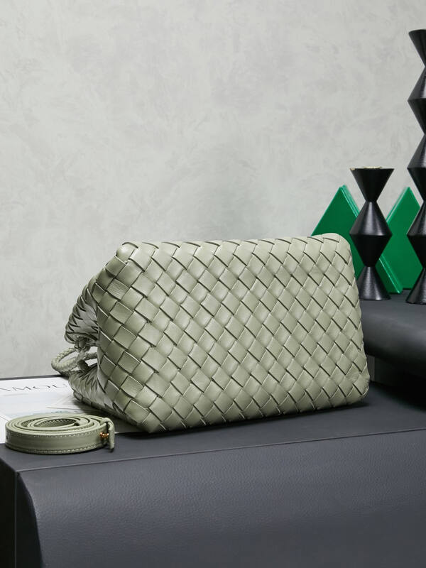 Bottega Veneta Green 25x18x10cm shoulder bag — 1:1 Replica