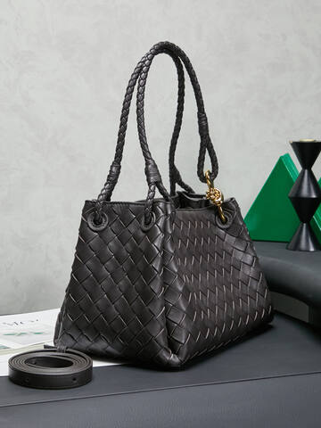 Bottega Veneta Grey 25x18x10cm shoulder bag 1 1 Replica