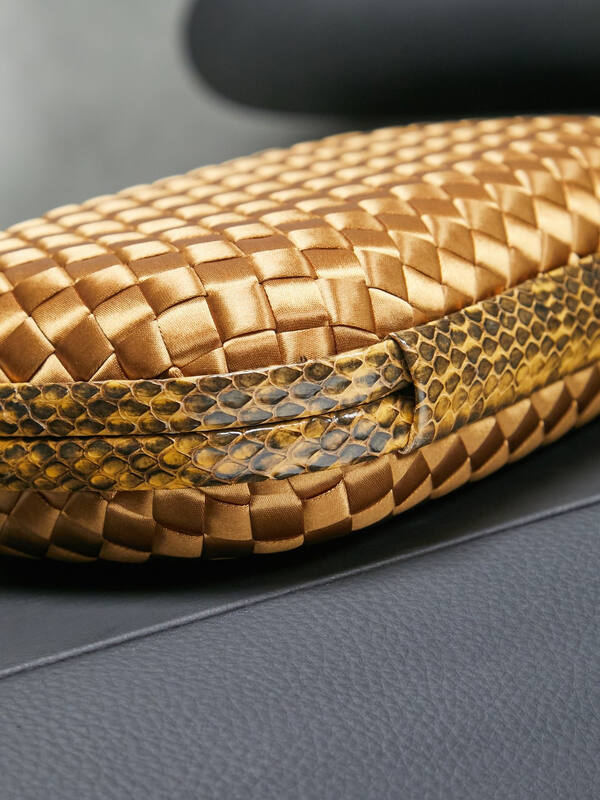 Bottega Veneta Gold shoulder bag — AAA Quality Replica
