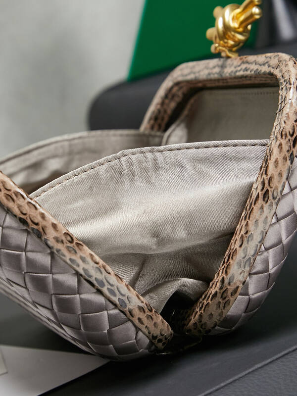 Bottega Veneta Silver Intrecciato satin with snakeskin trim clutch — Top Quality Replica