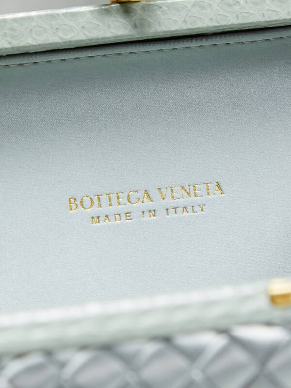 Bottega Veneta Silver Intrecciato Satin evening — 1:1 Replica