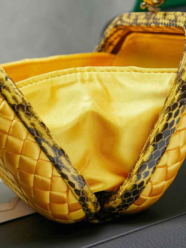 Bottega Veneta shoulder bag — Top Quality Replica