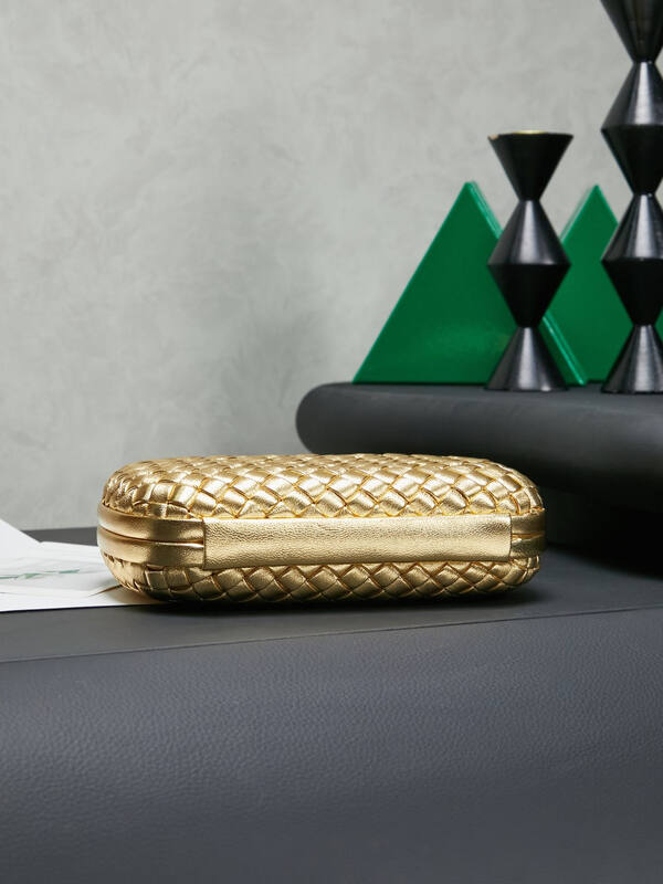 Bottega Veneta Knot Metallic Gold Intrecciato Leather evening bag — AAA Quality Replica