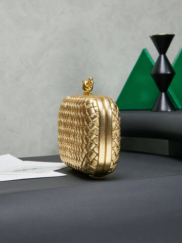 Bottega Veneta Knot Metallic Gold Intrecciato Leather 20x12cm evening bag AAA Quality Replica