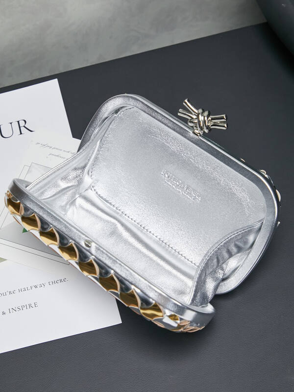 Bottega Veneta Gold shoulder bag — Top Quality Replica