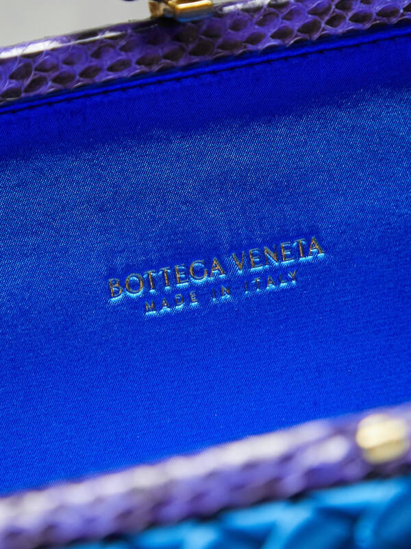 Bottega Veneta Blue shoulder bag — Premium Replica