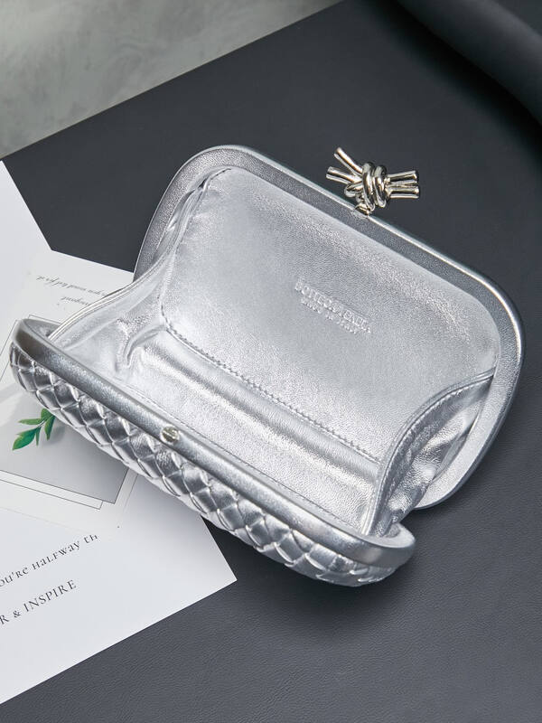 Bottega Veneta Silver Intrecciato leather clutch — Top Quality Replica