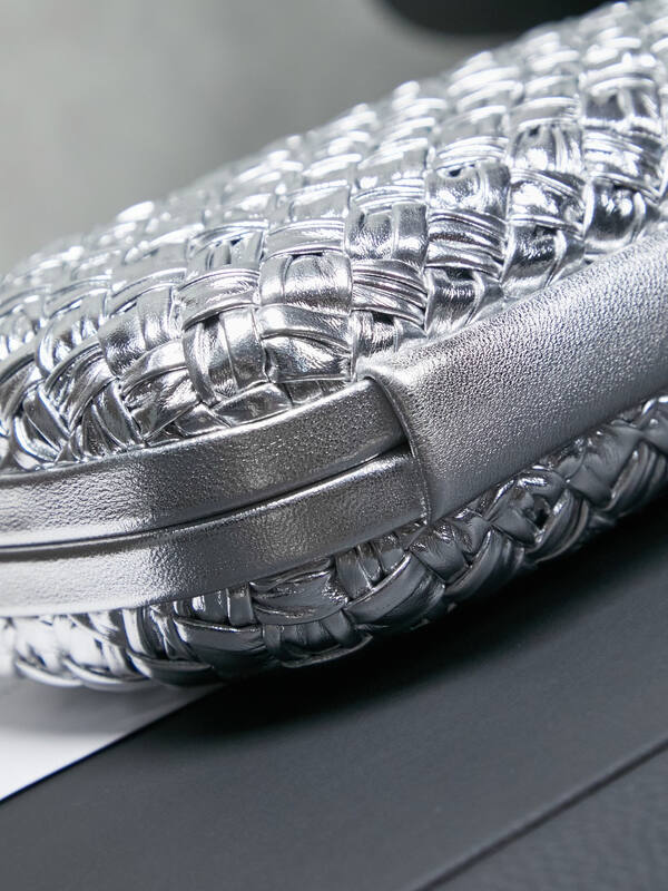 Bottega Veneta Silver shoulder bag — Top Quality Replica