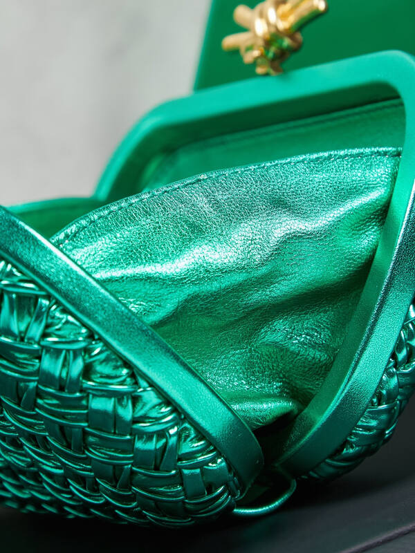 Bottega Veneta Green shoulder bag — AAA Quality Replica