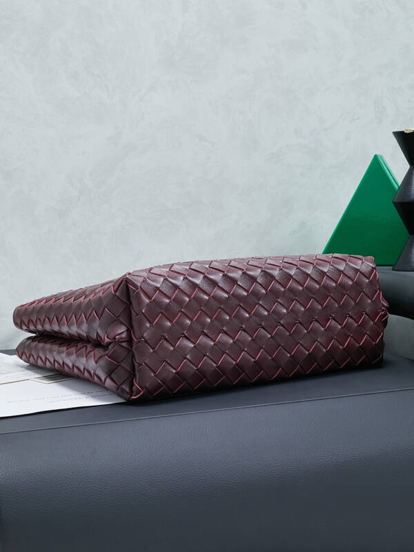 Bottega Veneta White shoulder bag — 1:1 Replica
