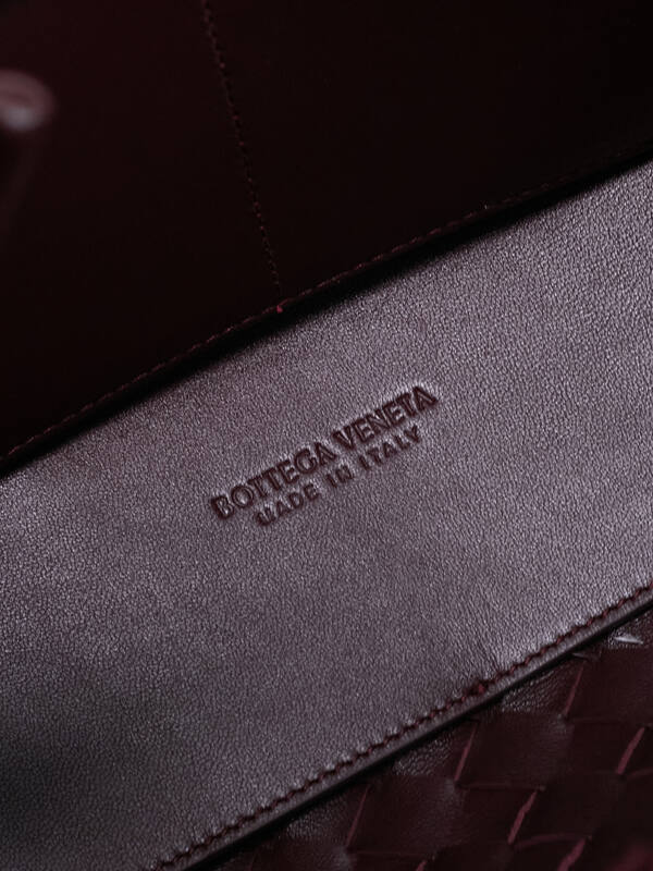 Bottega Veneta White shoulder bag — 1:1 Replica