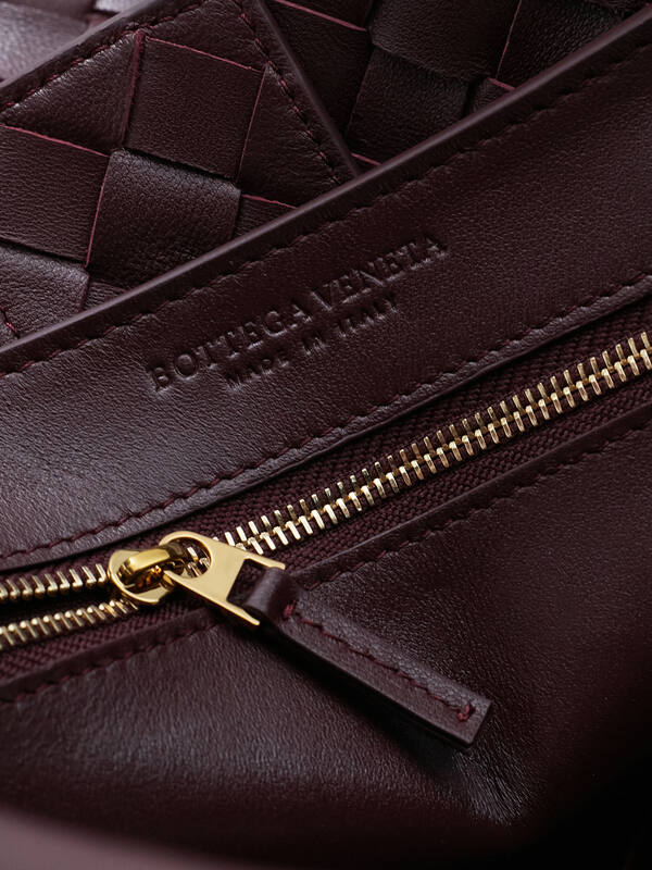 Bottega Veneta White shoulder bag — 1:1 Replica