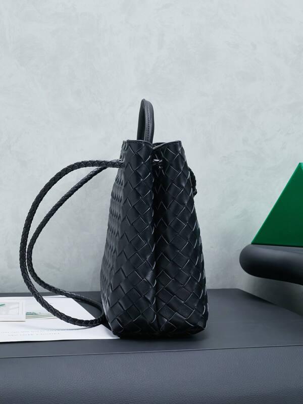 Bottega Veneta White shoulder bag — Premium Replica