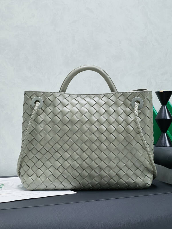 Bottega Veneta White shoulder bag — Top Quality Replica