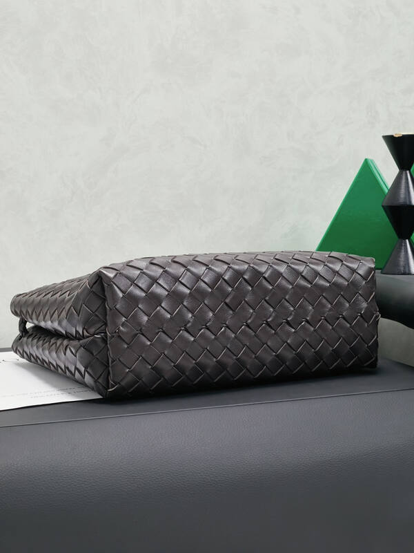 Bottega Veneta White shoulder bag — AAA Quality Replica