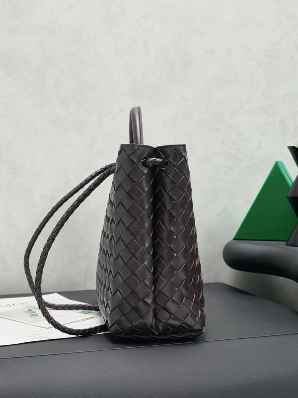 Bottega Veneta White shoulder bag — AAA Quality Replica