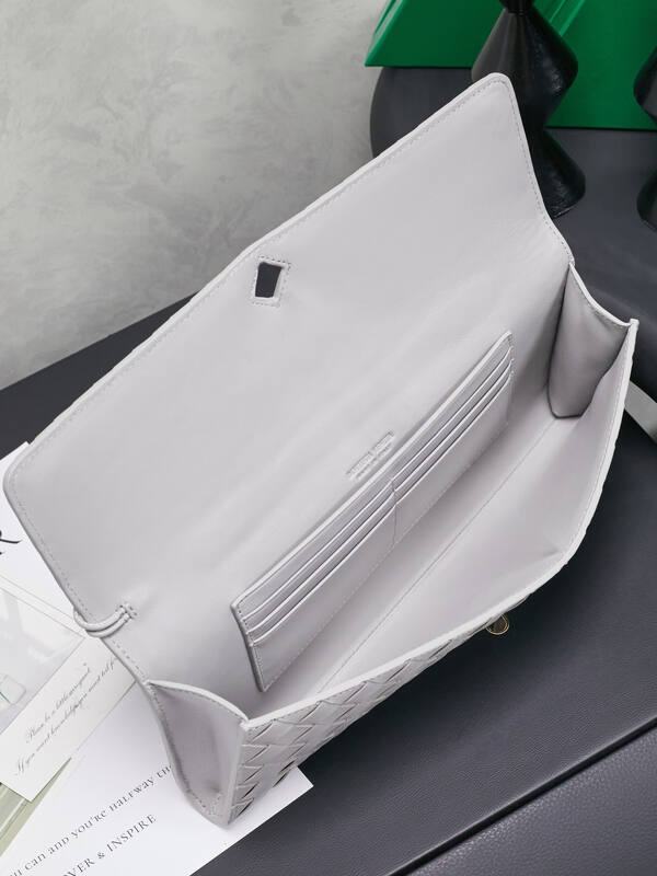 Bottega Veneta Gray shoulder bag — Top Quality Replica