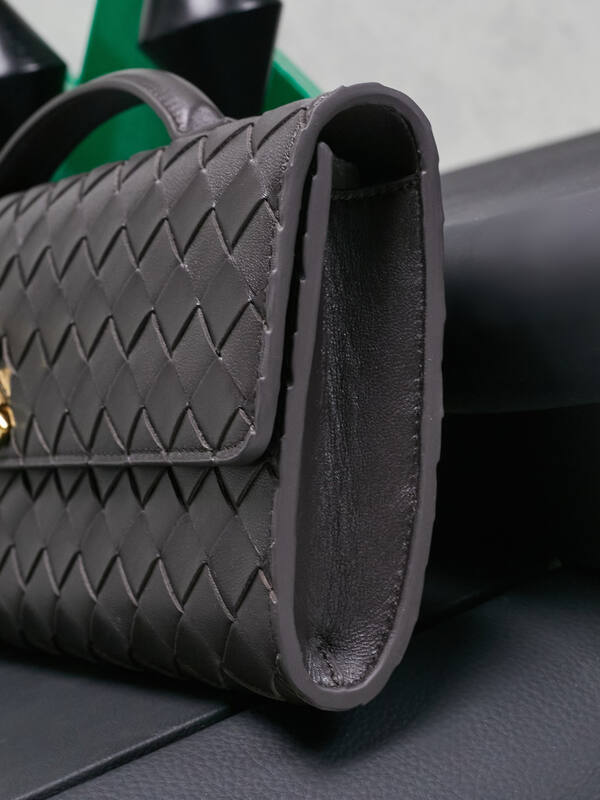 Bottega Veneta Gray shoulder bag — 1:1 Replica